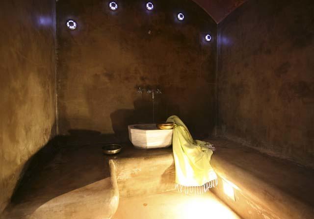Une Autre Maison Hotel Nyons Bagian luar foto