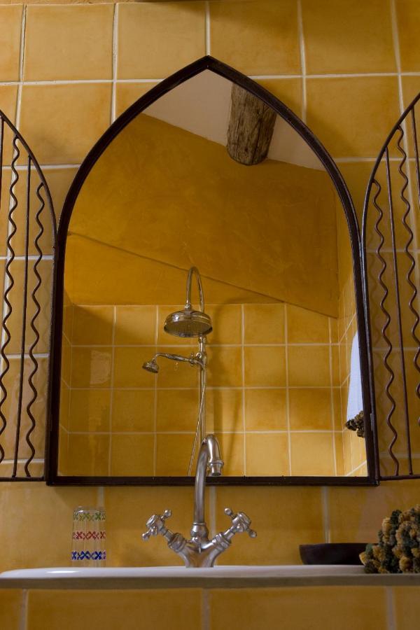 Une Autre Maison Hotel Nyons Ruang foto